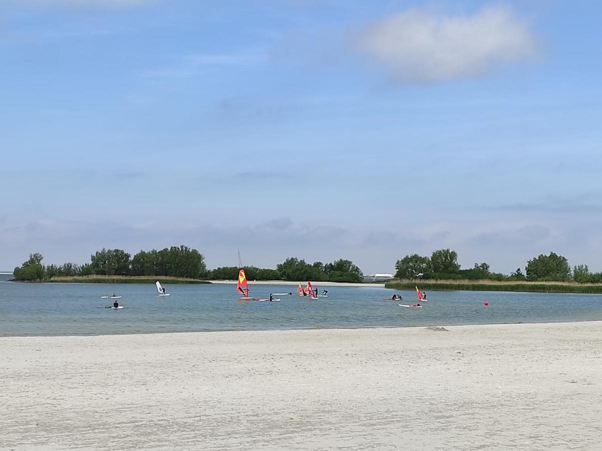 Appartement Ijsselmeer Makkum Strand 外观 照片